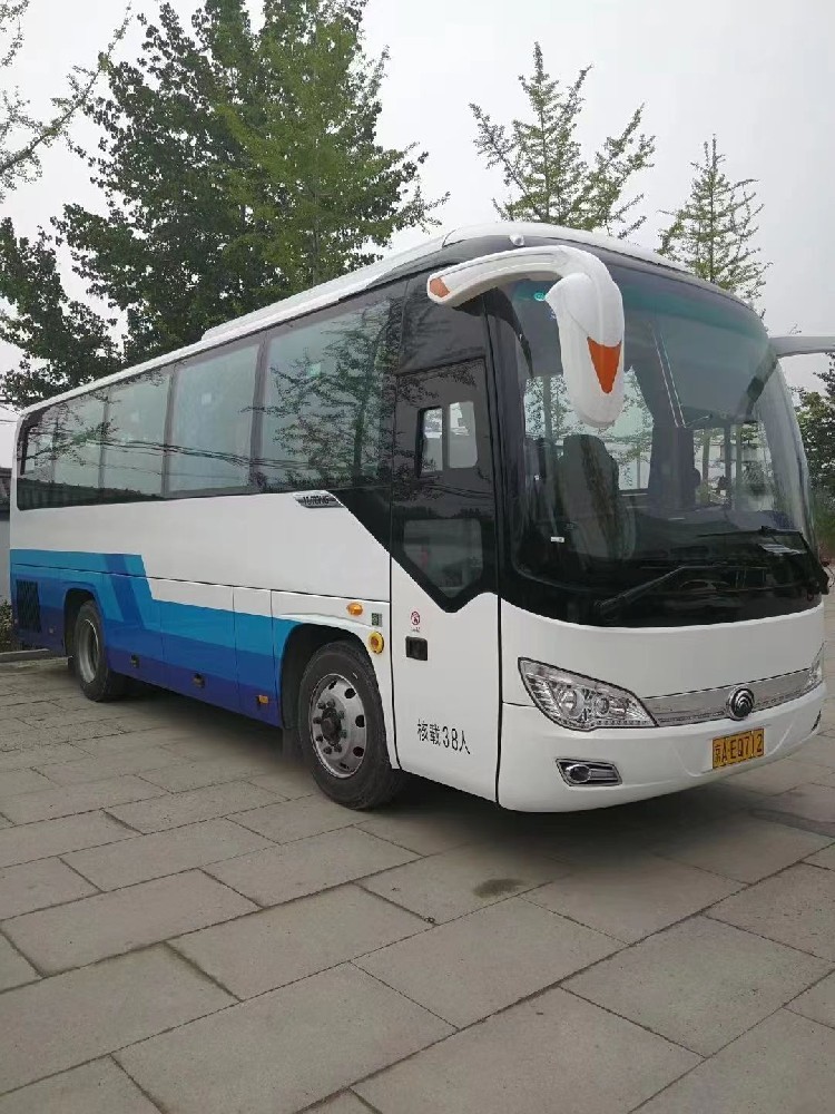38座班车车型